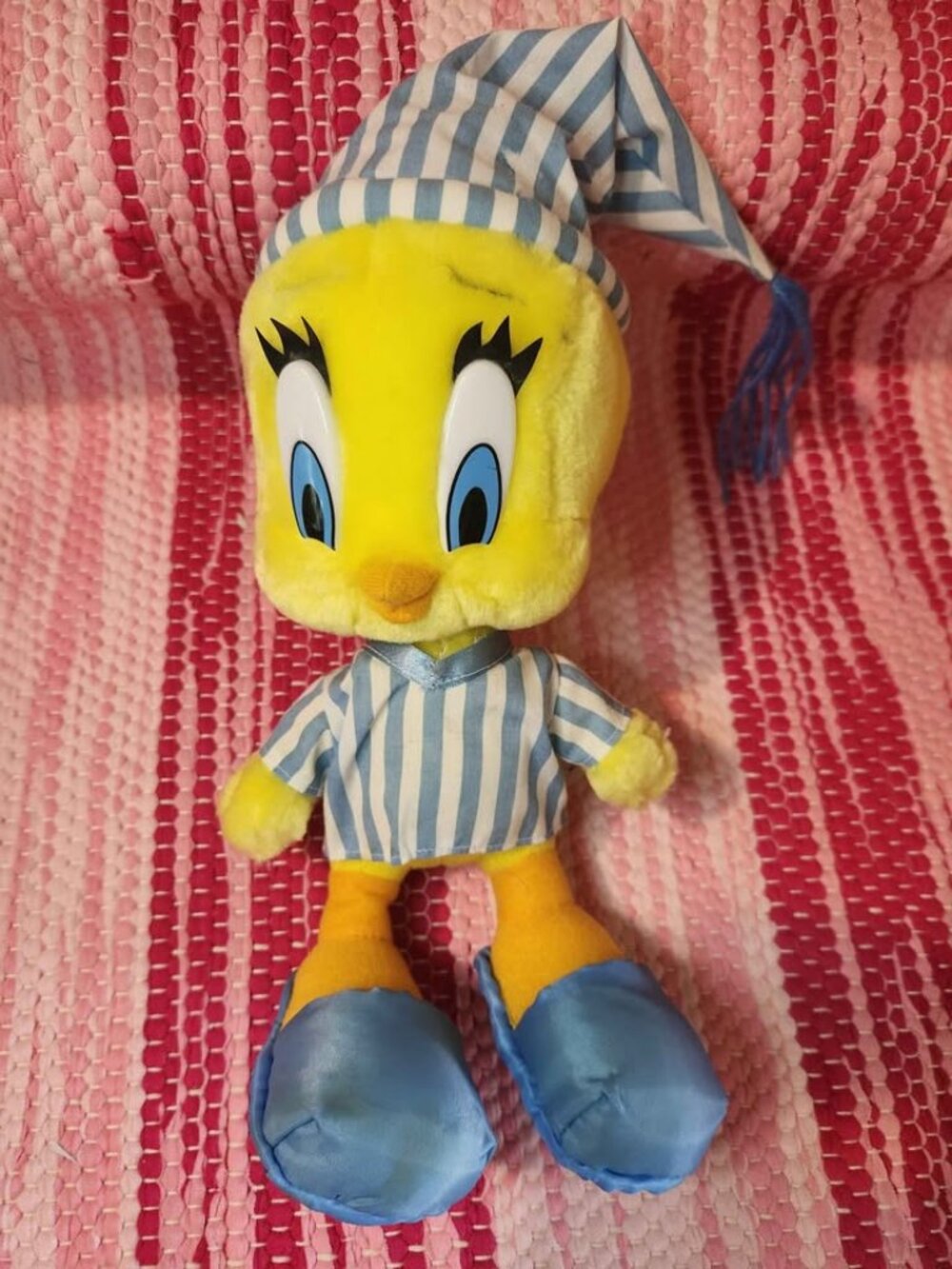 Vintage 1997 Warner Bros. Tweety Bird In Pajamas Plush